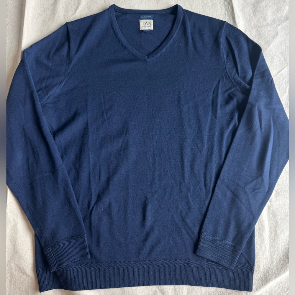 John W. Nordstrom 100% Italian Merino Wool Men's Navy V-Neck Sweater